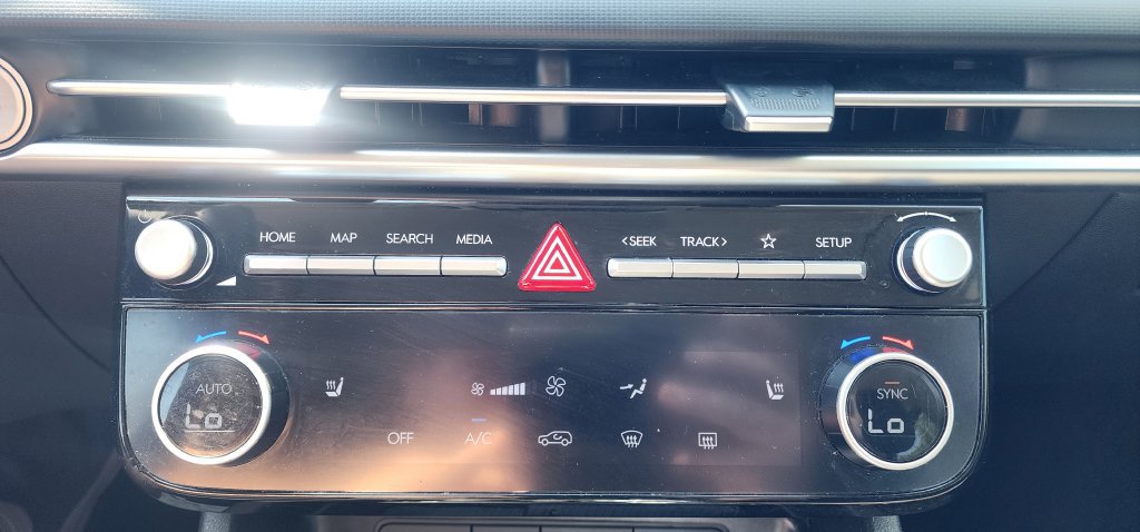 Used 2025 Hyundai Tucson SEL FWD image 32