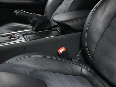 Used 2014 Nissan GT-R Premium image 19