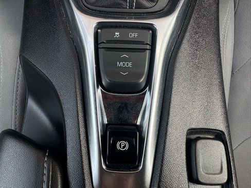 Used 2021 Chevrolet Camaro SS image 40