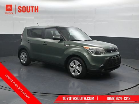 Used 2014 Kia Soul FWD image 4
