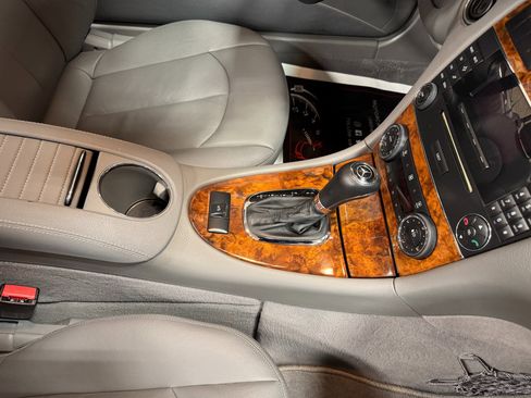 Used 2008 Mercedes-Benz CLK 350 Cabriolet image 40