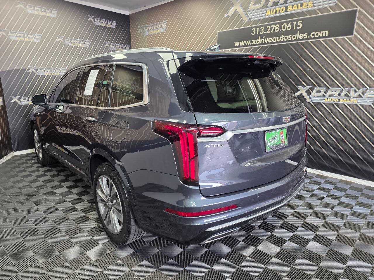 Used 2021 Cadillac XT6 Premium Luxury FWD image 9