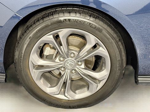 Certified 2024 Honda Accord EX image 30