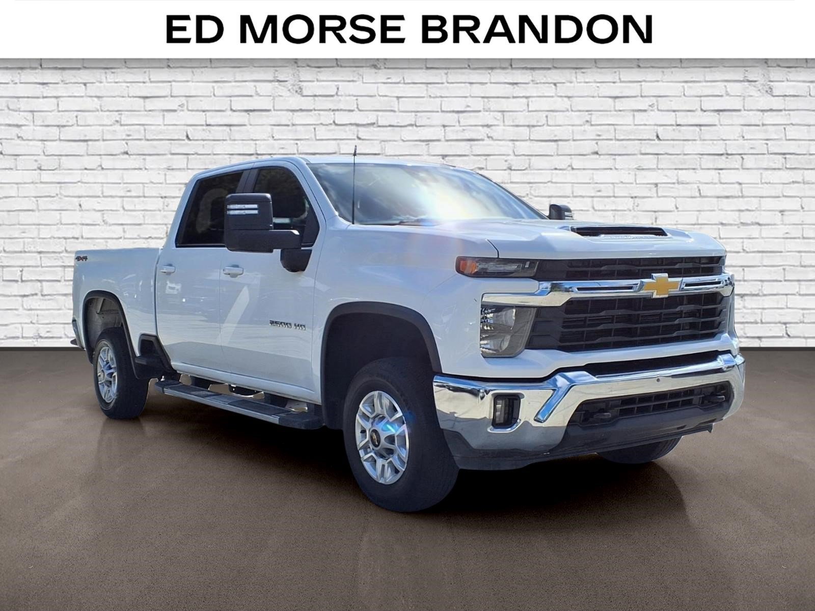 Used 2025 Chevrolet Silverado 2500 LT w/ Convenience Package AWD/4WD image 6