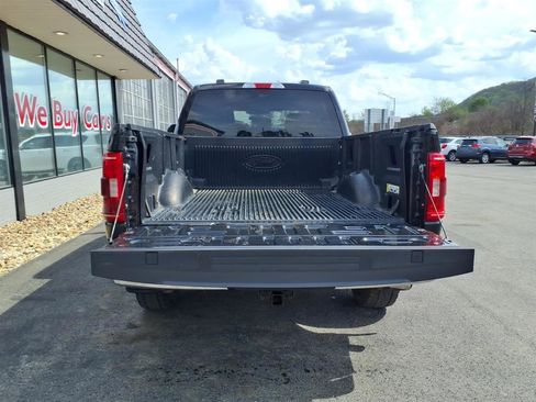 Used 2022 Ford F150 XLT w/ XTR Package AWD/4WD image 9