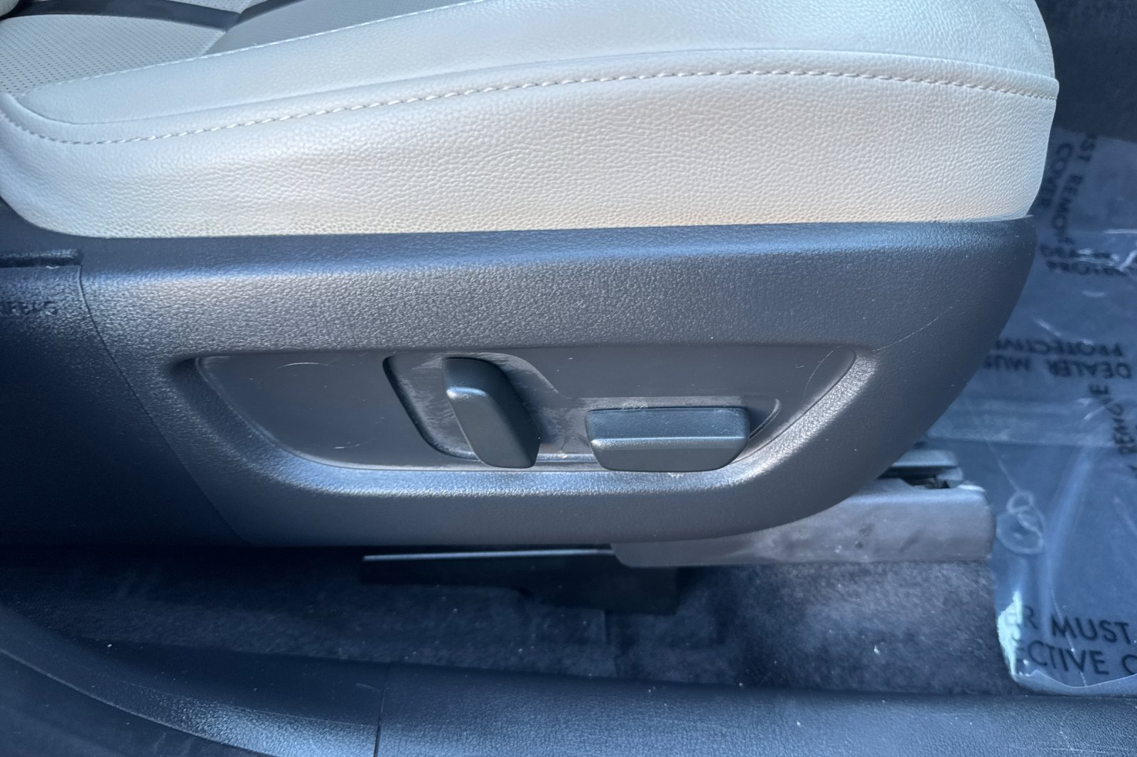 Used 2024 MAZDA CX-90 Plug-In Hybrid w/ Preferred AWD/4WD image 25