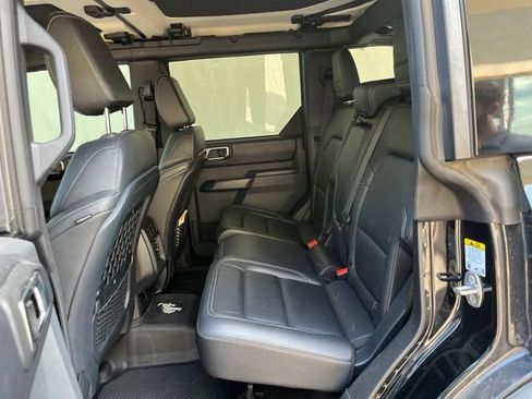 Used 2025 Ford Bronco Badlands AWD/4WD image 9
