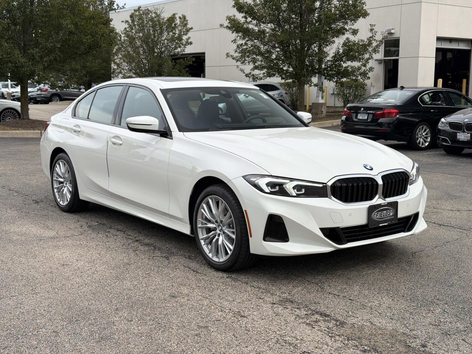 Certified 2023 BMW 330i xDrive Sedan w/ Premium Package AWD/4WD image 6
