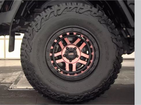 Used 2020 Jeep Gladiator Rubicon AWD/4WD image 3