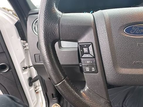 Used 2011 Ford F150 XLT w/ XLT Chrome Pkg image 17