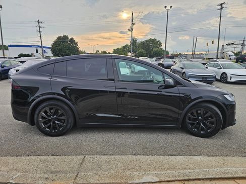 Used 2023 Tesla Model X AWD/4WD image 6