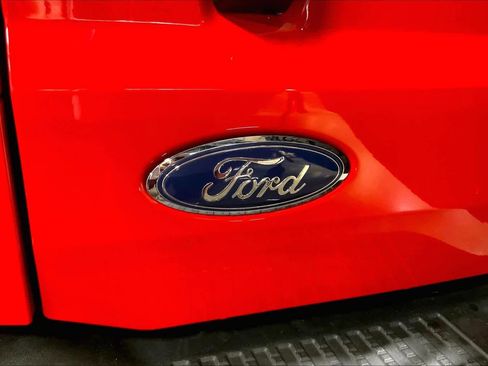 Used 2023 Ford Bronco Badlands image 30