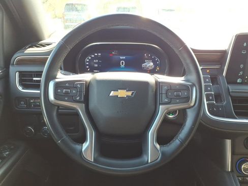 Used 2023 Chevrolet Suburban Premier RWD image 24