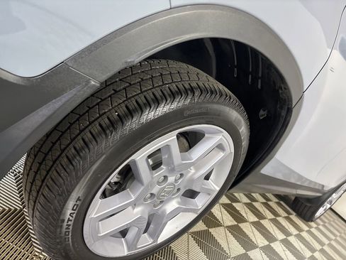 Used 2025 Honda Passport EX-L image 34