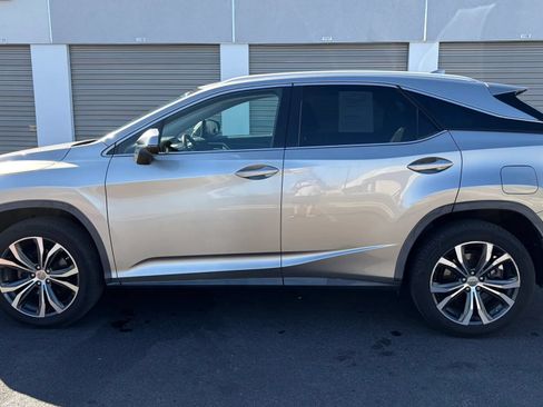 Used 2017 Lexus RX 350 FWD image 2