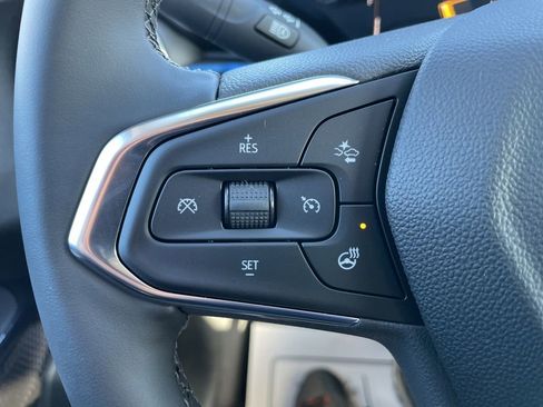 New 2026 Chevrolet Trax LT w/ Sunroof Package image 7