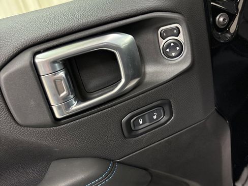 Used 2024 Jeep Wrangler High Altitude image 19