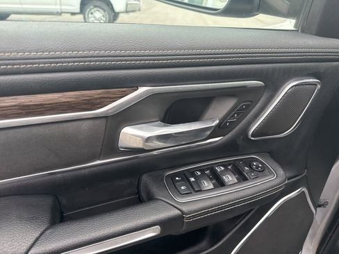 Used 2019 RAM 1500 Laramie image 11