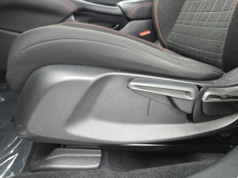 Certified 2023 Honda HR-V Sport image 28