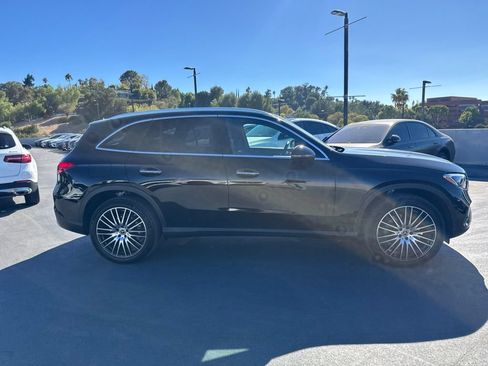 Certified 2026 Mercedes-Benz GLC 300 4MATIC image 4