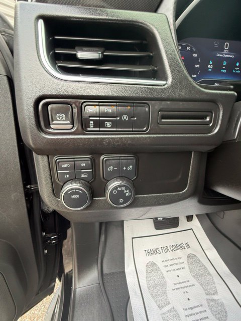 Used 2023 Chevrolet Suburban RST w/ Luxury Package AWD/4WD image 12