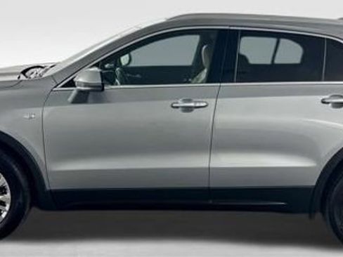 Used 2024 Cadillac XT4 Premium Luxury w/ Technology Package image 5