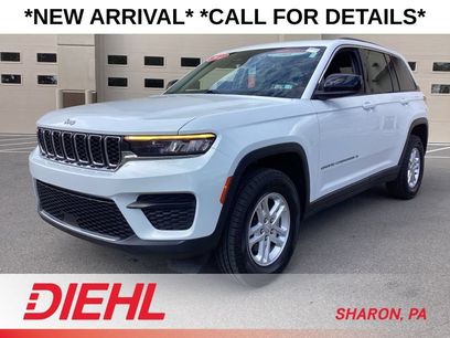 Used 2022 Jeep Grand Cherokee Laredo w/ Luxury Tech Group I
