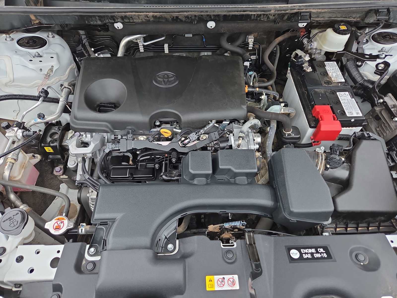 Used 2022 Toyota RAV4 LE AWD/4WD image 13