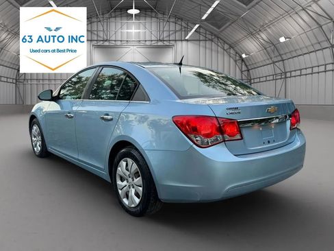 Used 2012 Chevrolet Cruze LS w/ Connectivity Package image 3