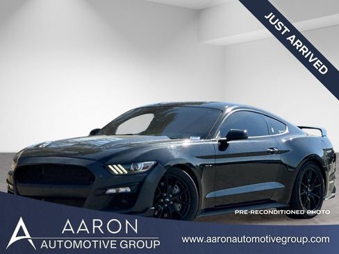 Used 2017 Ford Mustang GT w/ Black Accent Package RWD image 1