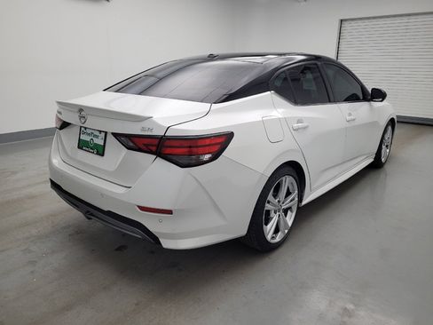 Used 2020 Nissan Sentra SR w/ Premium Package FWD image 9