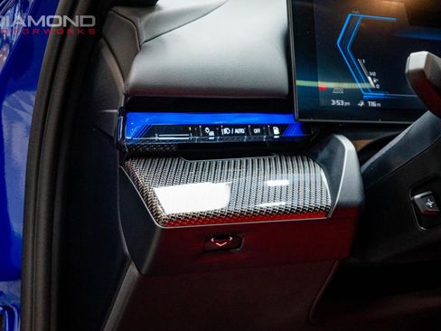 Used 2025 BMW M5 w/ Carbon Package image 86