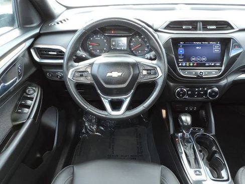 Used 2023 Chevrolet TrailBlazer ACTIV w/ Convenience Package FWD image 17