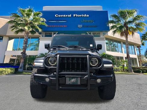 Used 2021 Jeep Wrangler Unlimited Sahara AWD/4WD image 3
