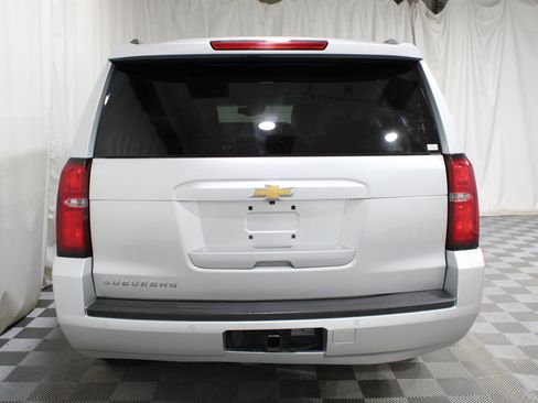Used 2020 Chevrolet Suburban LT AWD/4WD image 33
