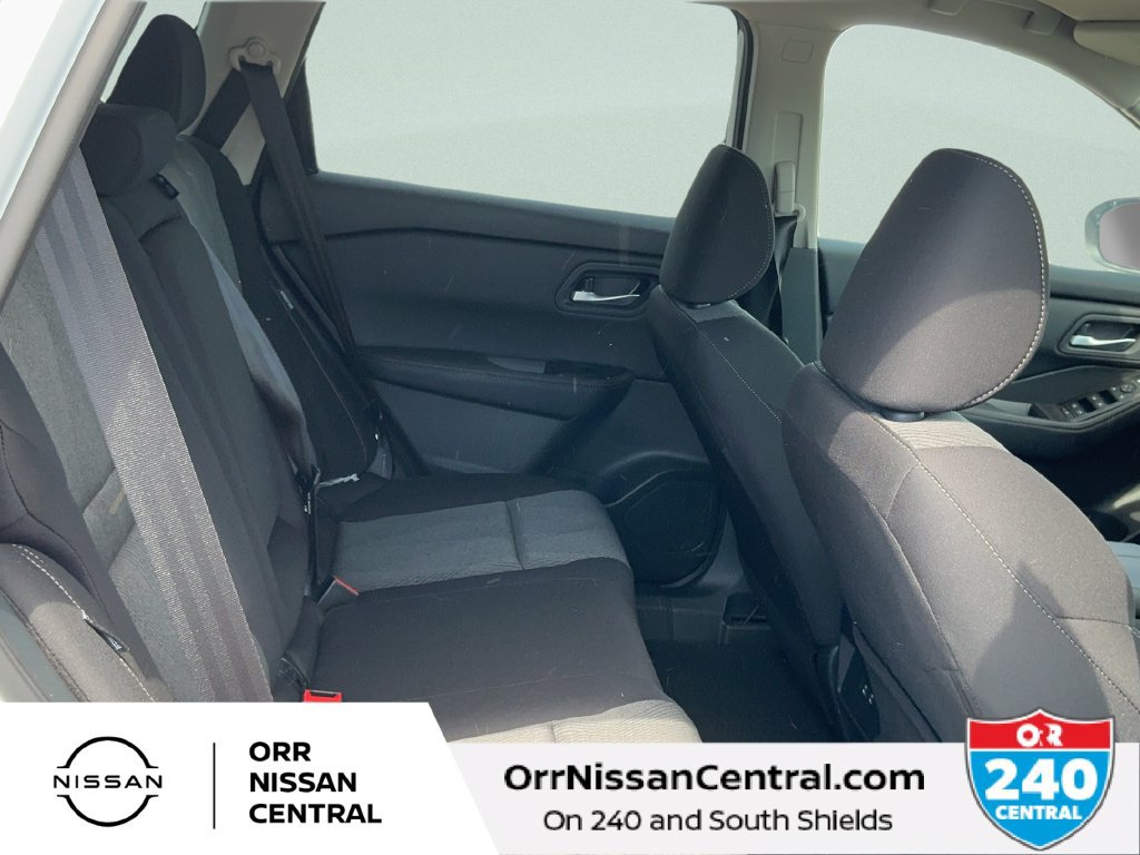New 2026 Nissan Rogue SV FWD image 12