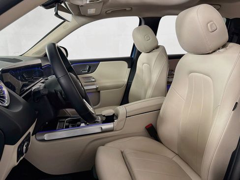Used 2023 Mercedes-Benz GLB 250 image 17