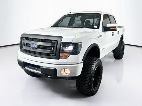 Used 2014 Ford F150 XLT w/ Equipment Group 302A Luxury AWD/4WD image 3