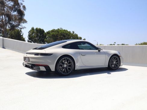 Certified 2024 Porsche 911 Carrera T RWD image 8