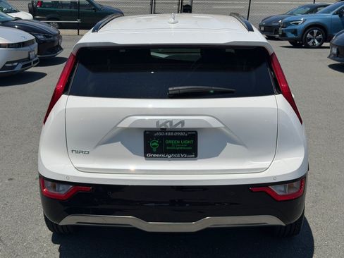 Used 2024 Kia Niro Wind FWD image 6