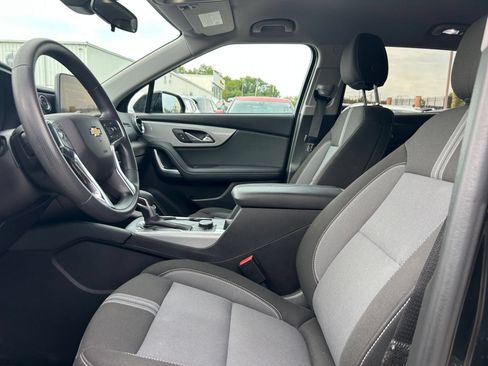 Used 2026 Chevrolet Blazer LT FWD image 18
