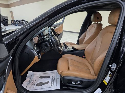 Used 2017 BMW 540i RWD image 17