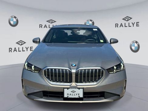 Certified 2026 BMW 530i xDrive w/ Premium Package AWD/4WD image 2