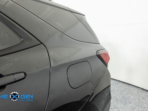 Used 2023 Chevrolet Equinox RS image 52