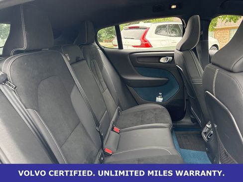 Used 2023 Volvo C40 P8 Recharge Plus image 11