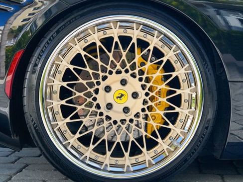 Used 2021 Ferrari SF90 Stradale image 32