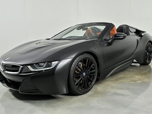 Used 2019 BMW i8 Roadster AWD/4WD image 5