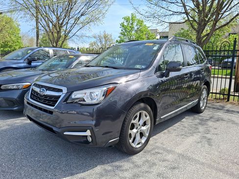 Used 2018 Subaru Forester 2.5i Touring image 3