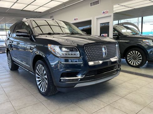 Used 2021 Lincoln Navigator Reserve w/ Luxury Package AWD/4WD image 1