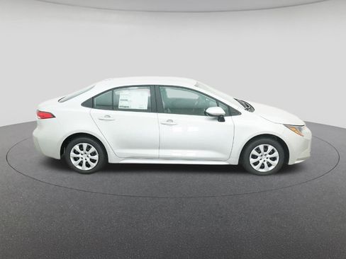 New 2025 Toyota Corolla LE image 11